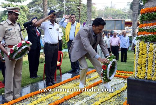 Debt-ridden man ends life near Padil 1